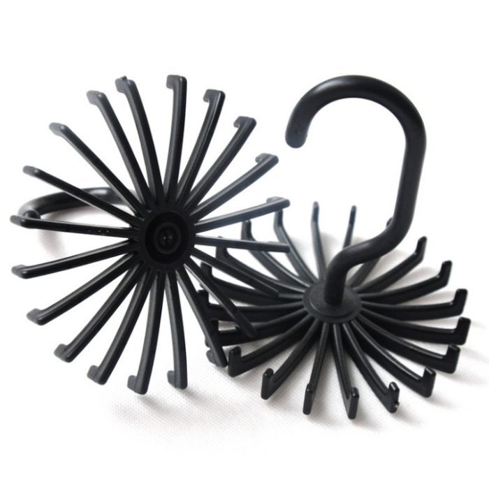 Space-Saving Portable Tie Rack for Men’s Accessories