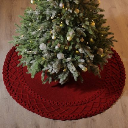 Modern Diamond Tree Skirt