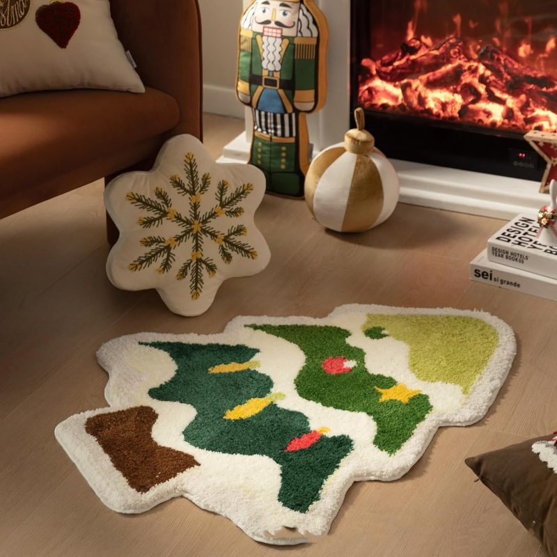 Warm Christmas Tree Rug
