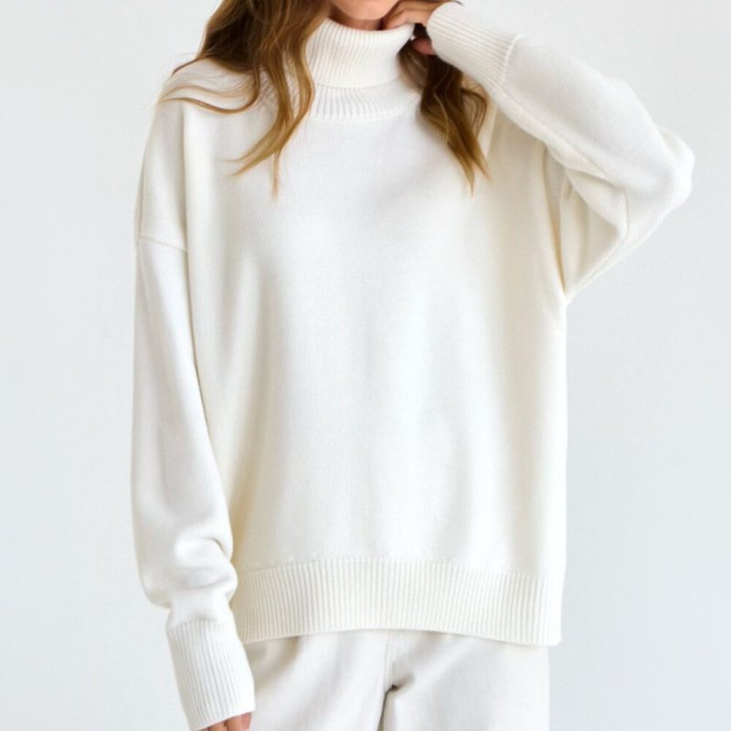 Warm Knitwear for Autumn and Winter