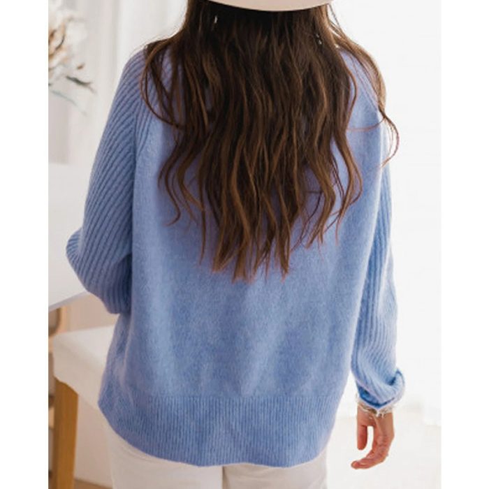 Women’s Round Neck Knit Sweater in Blue