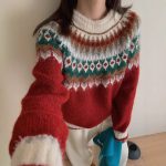 Comfortable Retro Knitted Pullover with Loose Fit