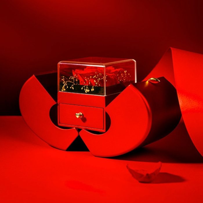 Apple Shaped Box