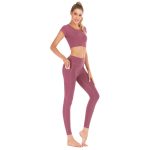 Yoga suit with pockets