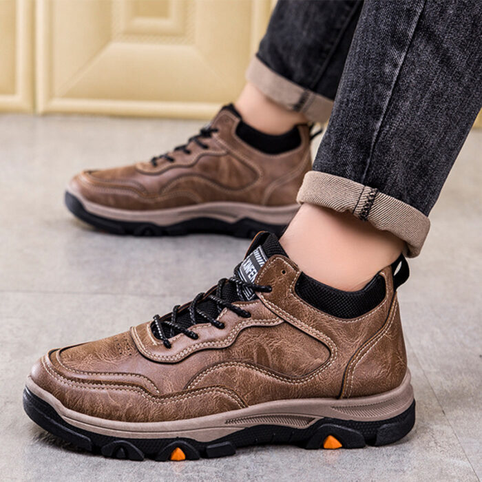 outdoor hiking boots men