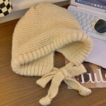 Cozy woolen headwear