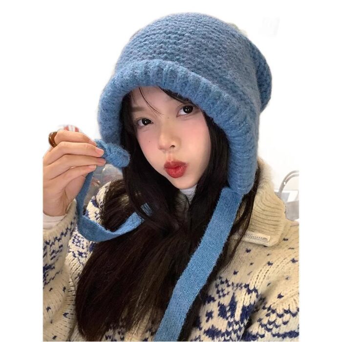 get Cozy woolen headwear