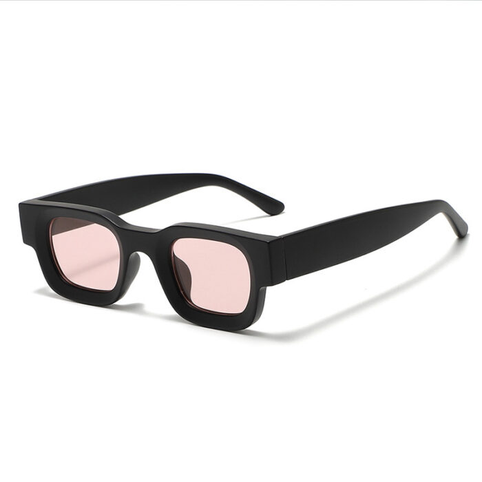 retro style eyewear