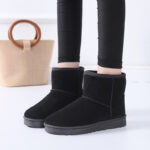 Comfortable winter faux fur shoes