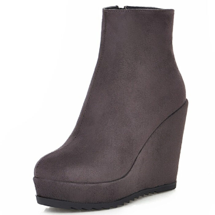 Stylish wedge platform boots for women